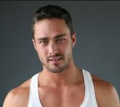 taylor-kinney-wife-dating-history-kids-height-net-worth