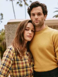 Victoria-Pedretti-You-Married-Partner-Siblings-Net-Worth-2020
