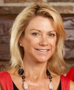 Suzanne-Tuberville-Bio-Tommy-Tuberville-Wife-Age-Job-2020