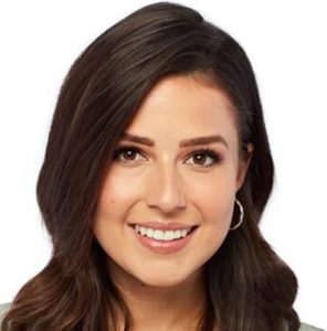 katie-thurston-wiki-bachelorette-parents-siblings-height